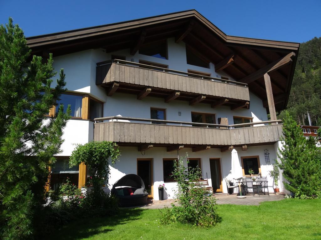Appartementhaus St. Martin Seefeld in Tirol Camera foto